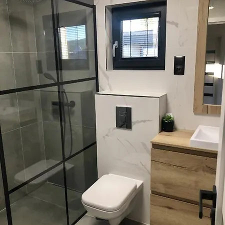 度假居 Thermal House Kaluža